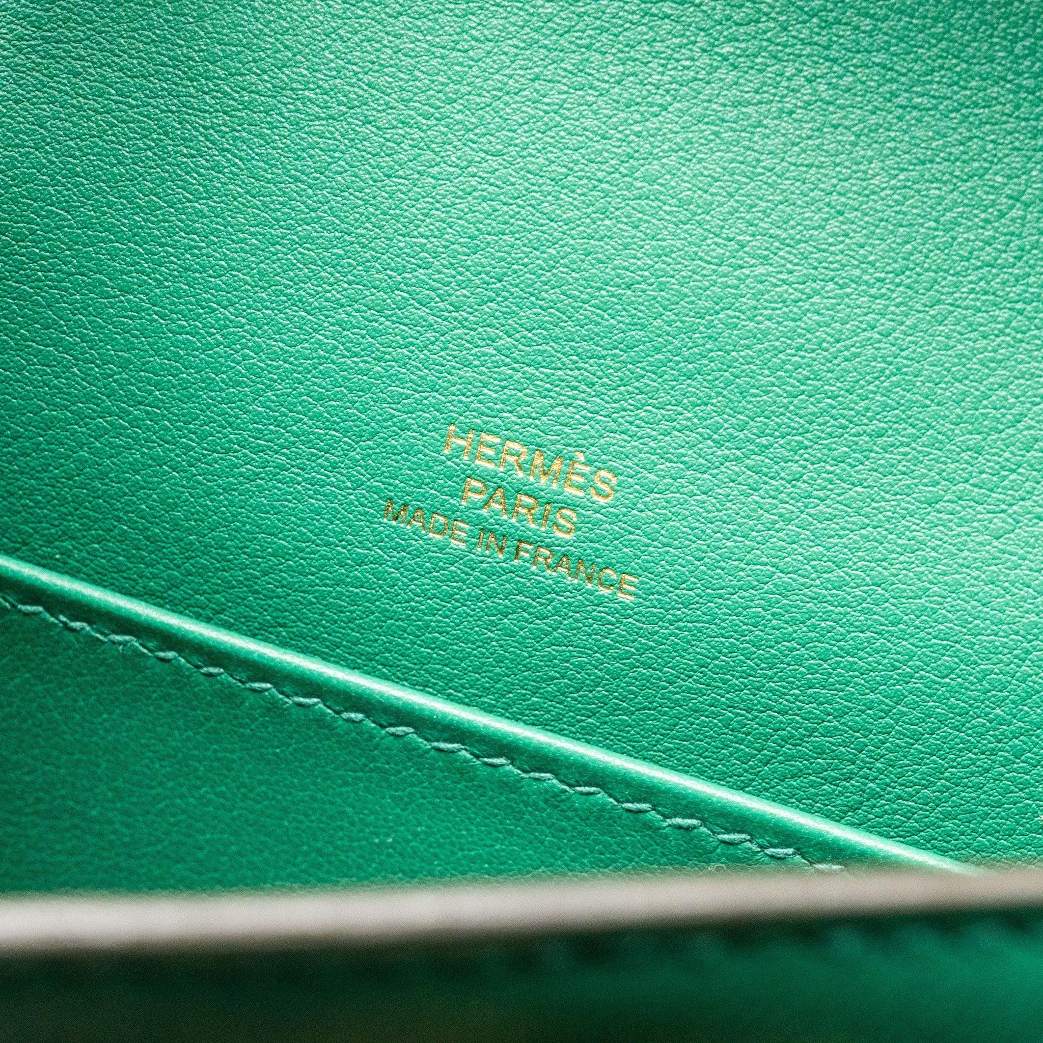 HERMES KELLY POCHETTE SWIFT VERT VERTIGO GHW