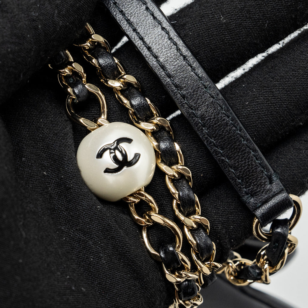 CHANEL QUILTED FLAP BAG WITH PEARL CHAIN LAMBSKIN BLACK LGHW