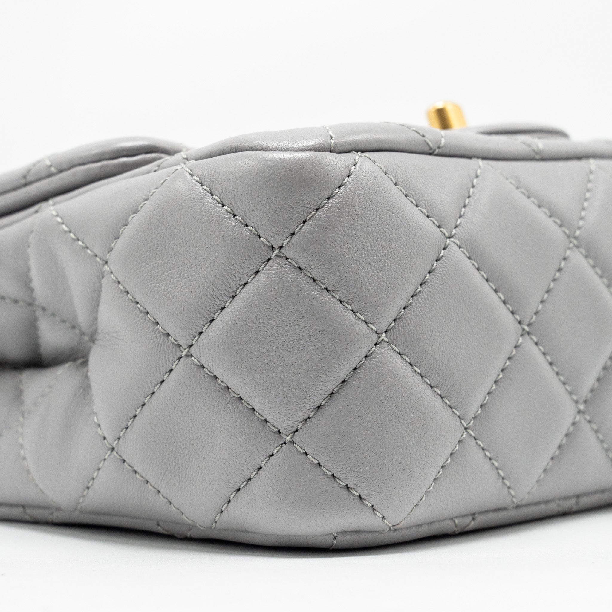 CHANEL PEARL CRUSH MINI SQUARE FLAP BAG LAMBSKIN LIGHT GREY GHW (MICROCHIP)