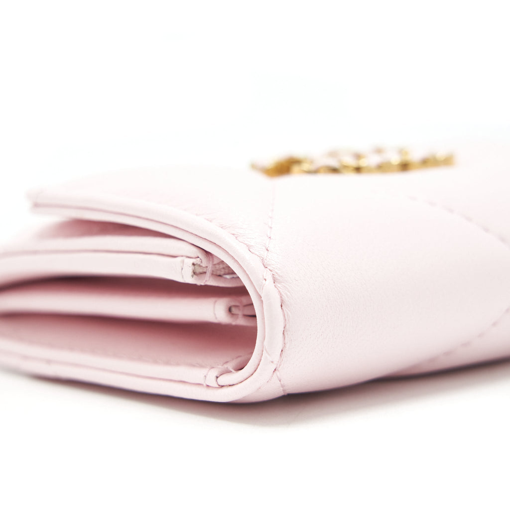 CHANEL 19 FLAP CARDHOLDER LAMBSKIN LIGHT PINK GHW
