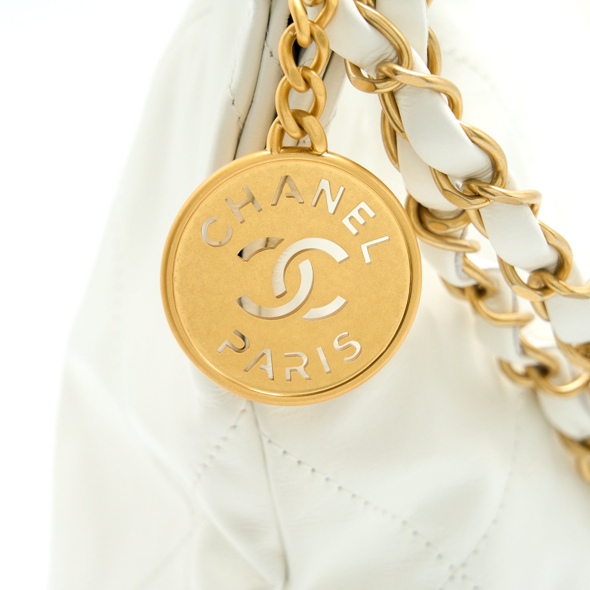 CHANEL SMALL 22 BAG SHINY CALFSKIN WHITE GHW (MICROCHIP)