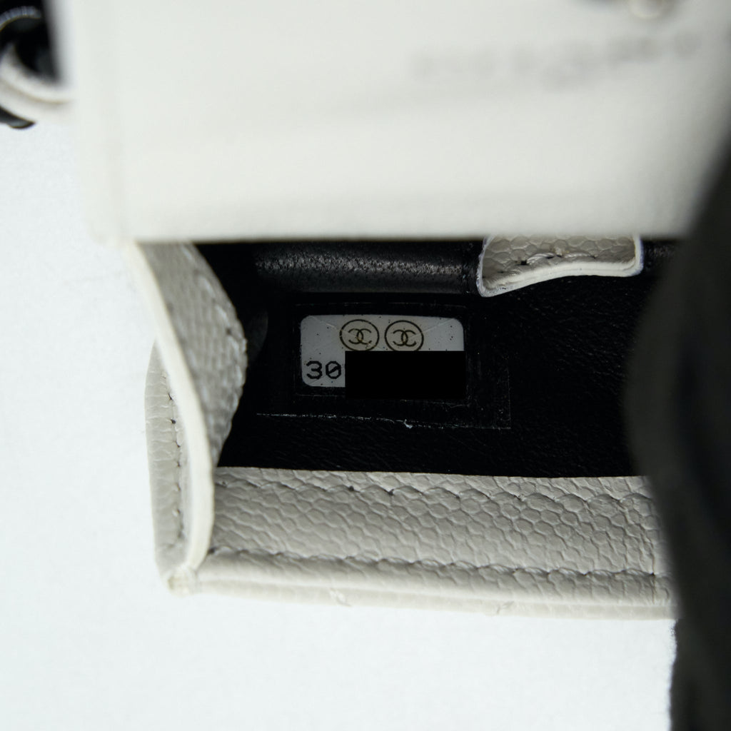 CHANEL AIRPODS CASE CHAIN BELT WHITE / BLACK HARDWARE