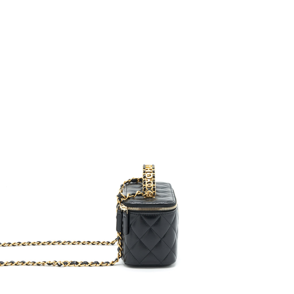 CHANEL 22S LETTER TOP HANDLE LONG VANITY WITH CHAIN LAMBSKIN BLACK GHW