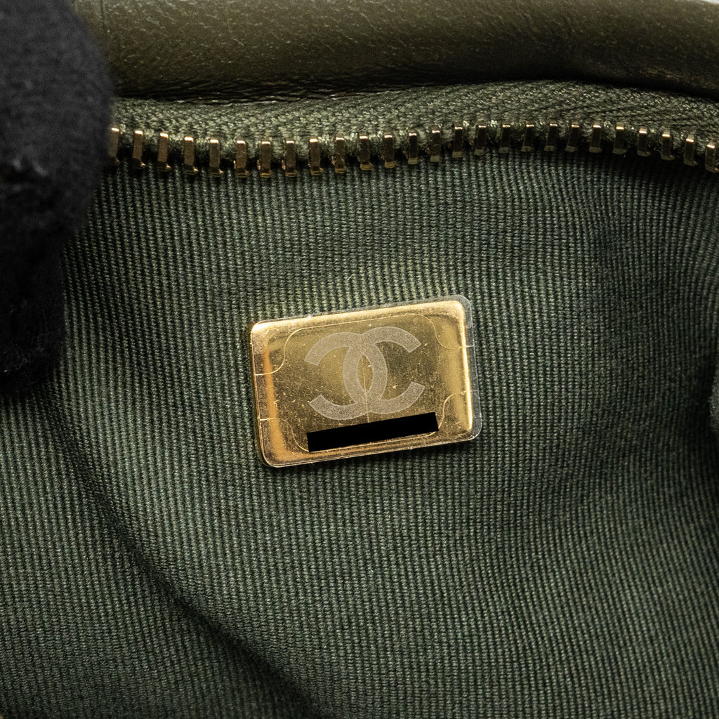 CHANEL 22K HOBO BAG LAMBSKIN GREEN GHW (MICROCHIP)