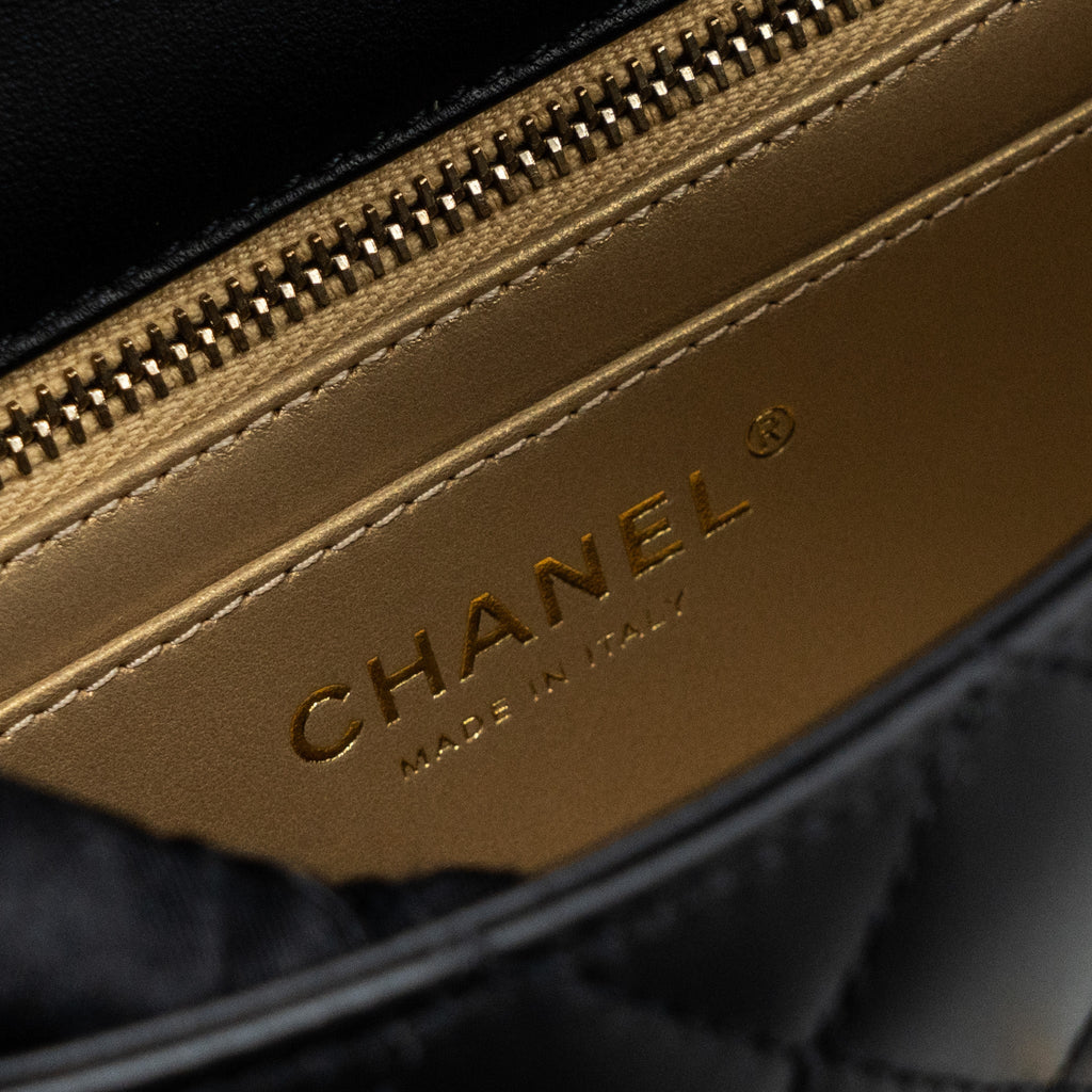 CHANEL 23K PEARL CRUSH MINI RECTANGULAR FLAP BAG LAMBSKIN BLACK GHW (MICROCHIP)