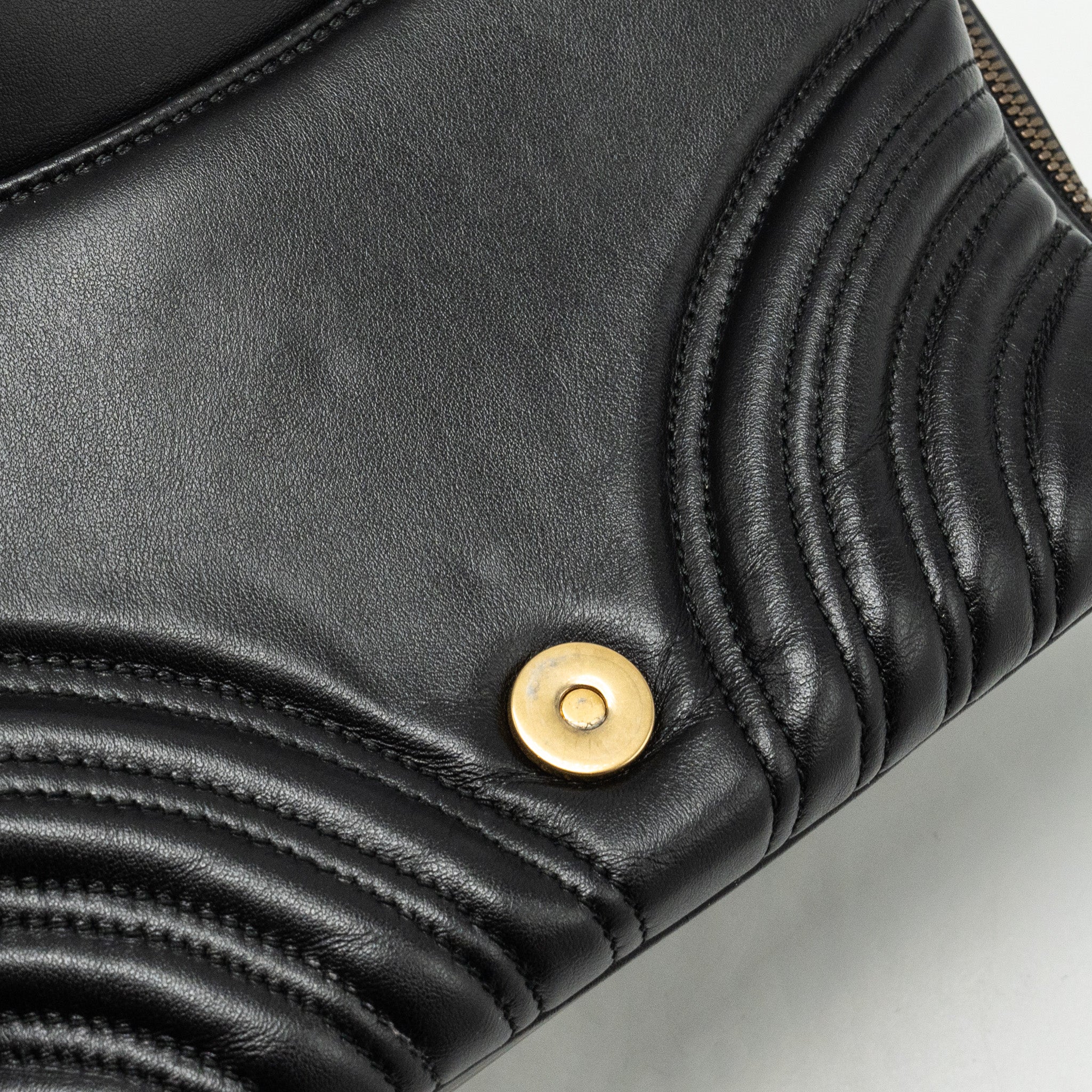 GUCCI GG MARMONT ZIP AROUND TOP HANDLE CAMERA BAG CALFSKIN BLACK GHW