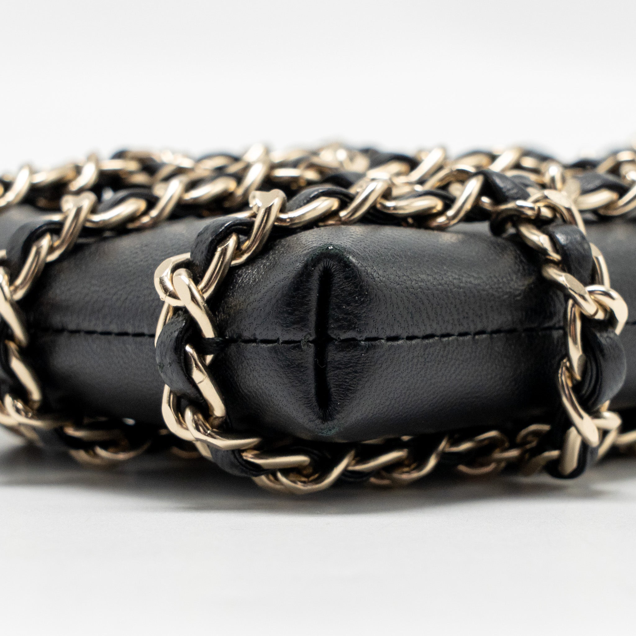 CHANEL GOLD CLUTCH O CHAIN VERTICAL PHONE HOLDER LAMBSKIN BLACK GHW