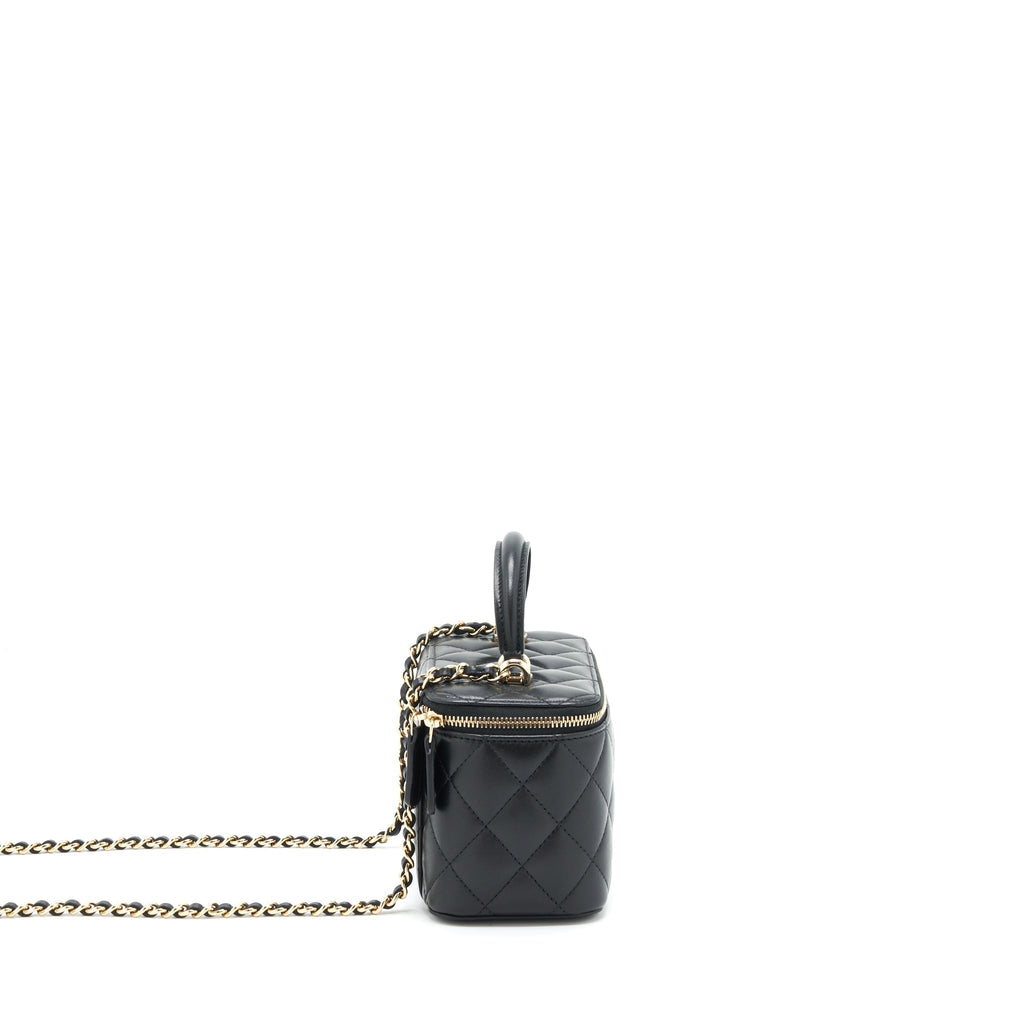 CHANEL 22A MINI TOP HANDLE LONG VANITY WITH CHAIN LAMBSKIN BLACK LGHW (MICROCHIP)