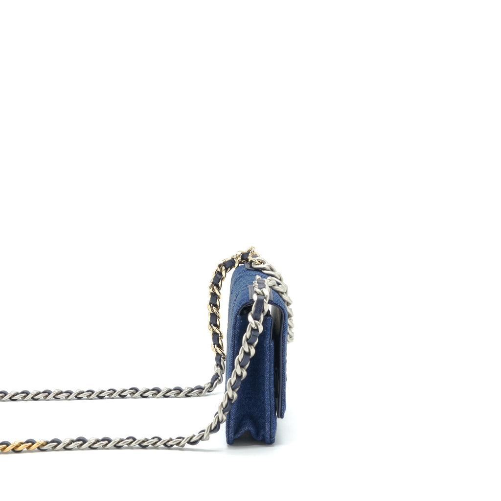 CHANEL 22P DENIM 19 WALLET ON CHAIN MULTICOLOUR HARDWARE(MICROCHIP)