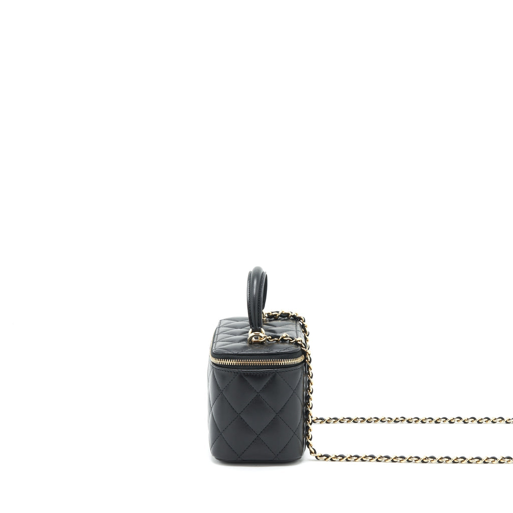 CHANEL 22A MINI TOP HANDLE LONG VANITY WITH CHAIN LAMBSKIN BLACK LGHW (MICROCHIP)