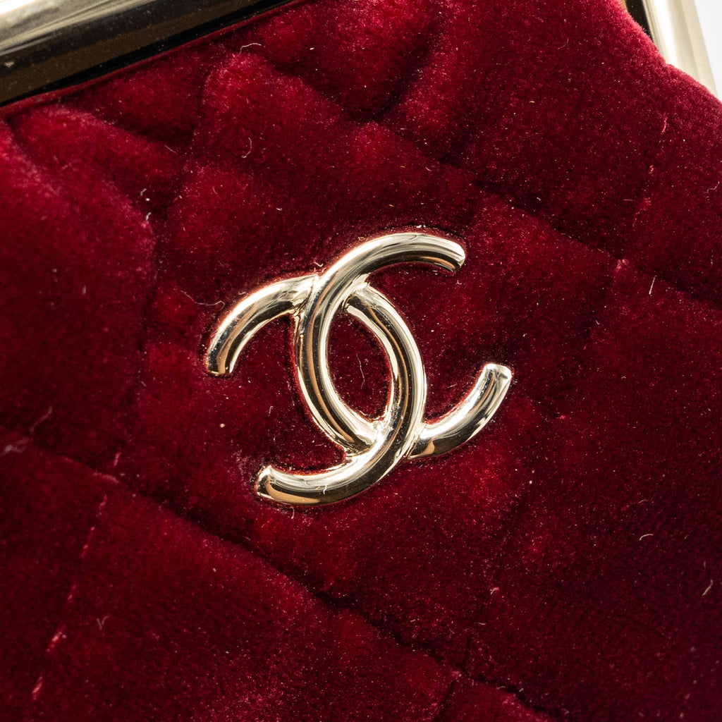 CHANEL 22B MINI CLUTCH VELVET RED GHW (MICROCHIP)