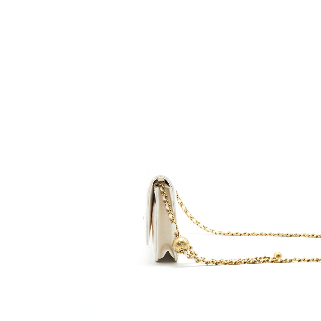 CHANEL PEARL CRUSH WALLET ON CHAIN WHITE GHW