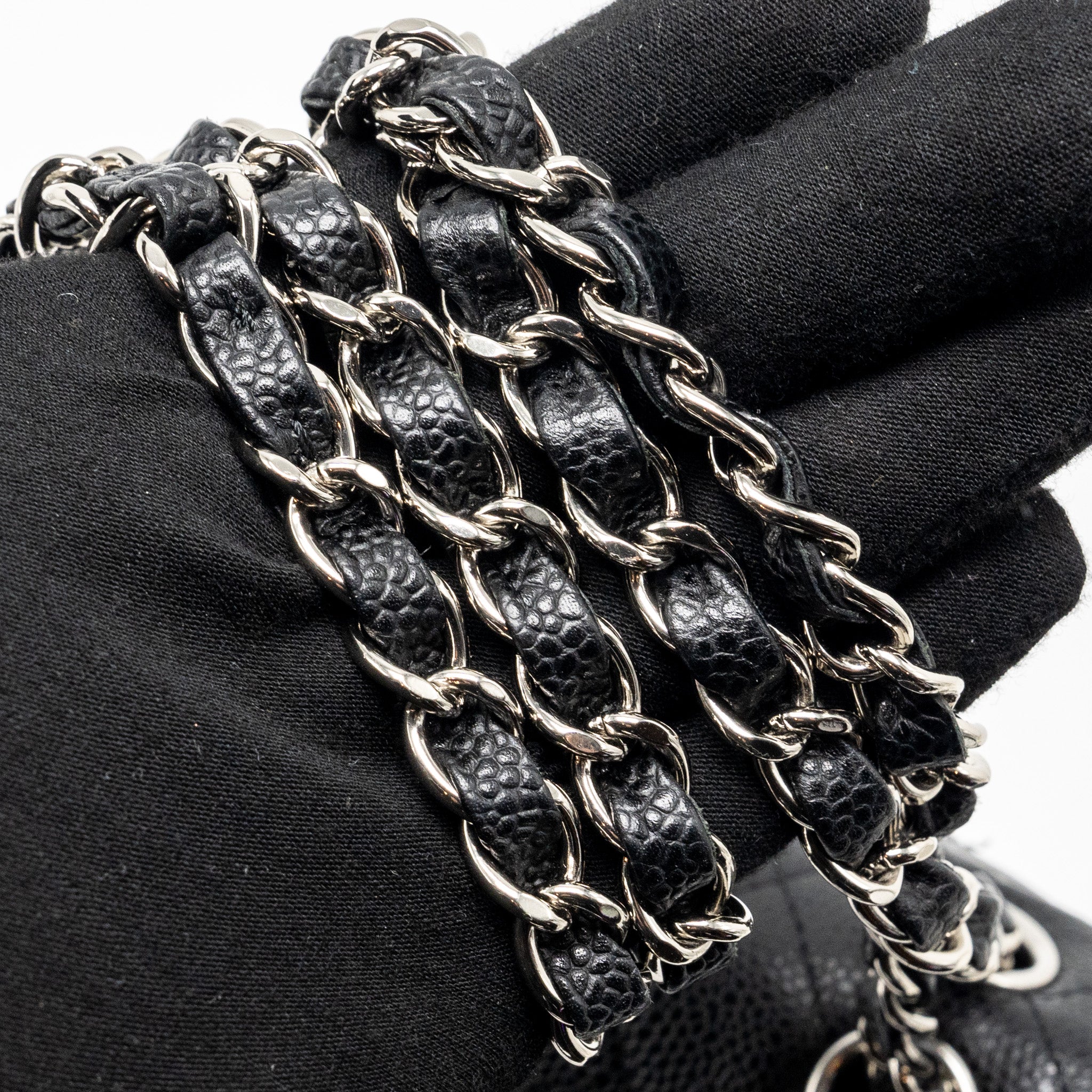 CHANEL MEDIUM CLASSIC DOUBLE FLAP BAG CAVIAR BLACK SHW