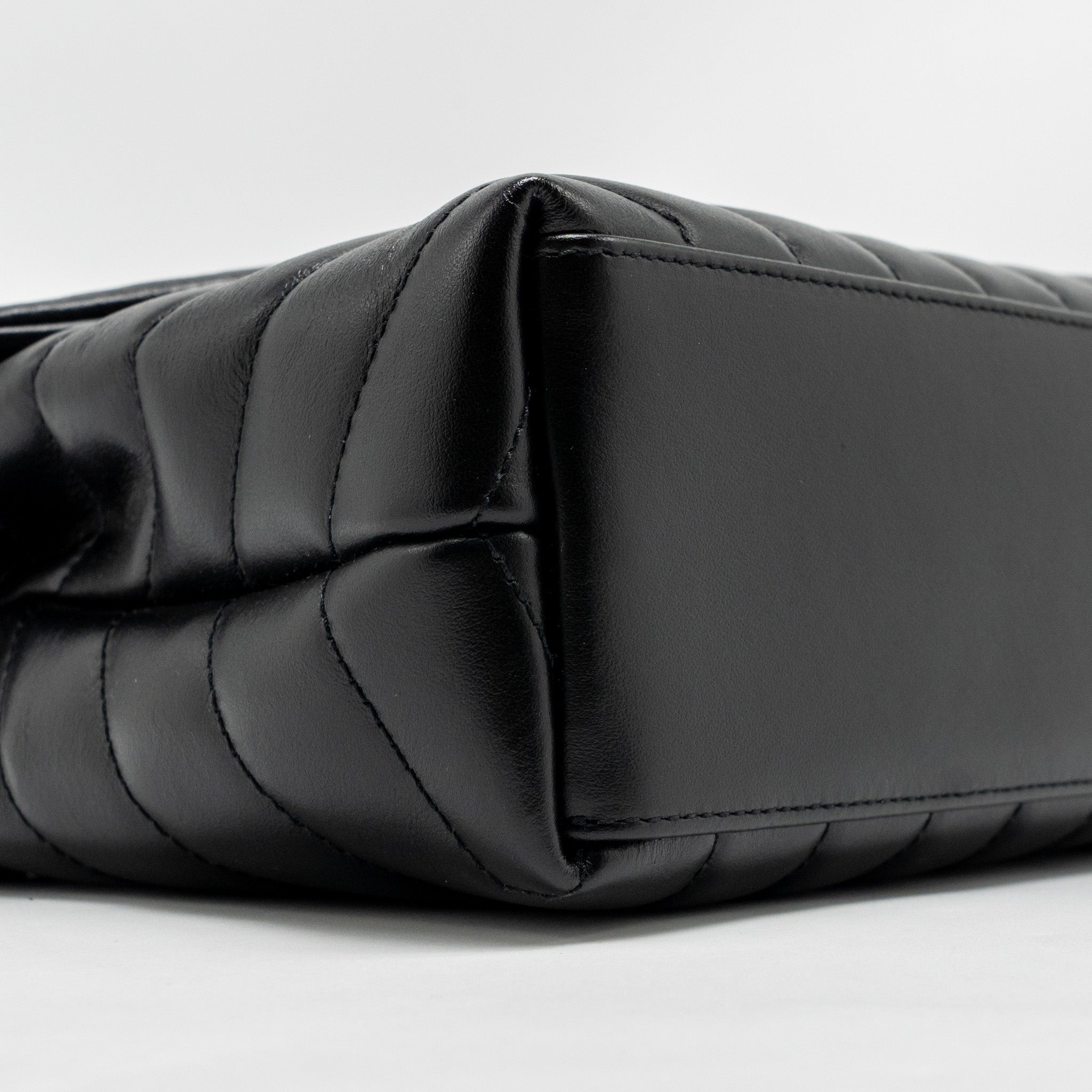 SAINT LAURENT/YSL SMALL LOULOU BAG CALFSKIN BLACK SHW