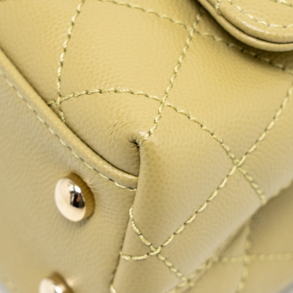 CHANEL MINI COCO HANDLE CAVIAR LIGHT GREEN LGHW (MICROCHIP)