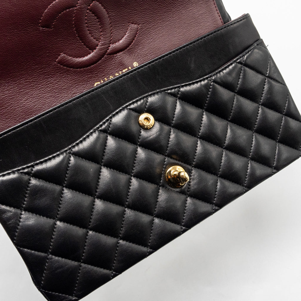 CHANEL MEDIUM CLASSIC DOUBLE FLAP BAG LAMBSKIN BLACK GHW