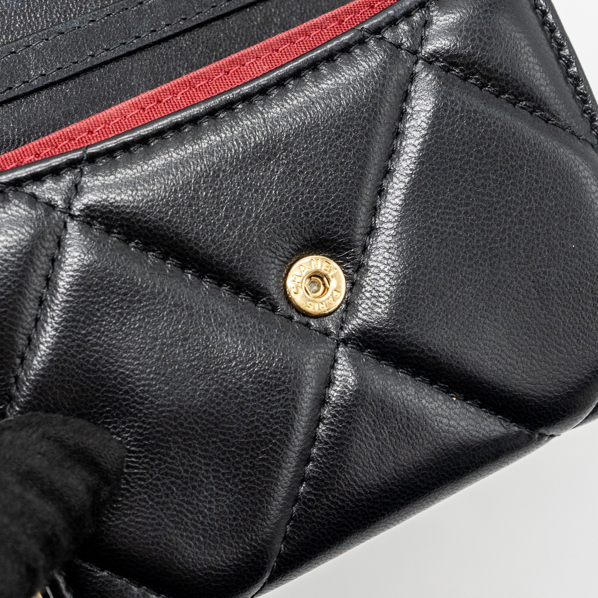 CHANEL 19 FLAP CARD HOLDER WITH CHAIN LAMBSKIN BLACK MULTICOLOR HARDWARE