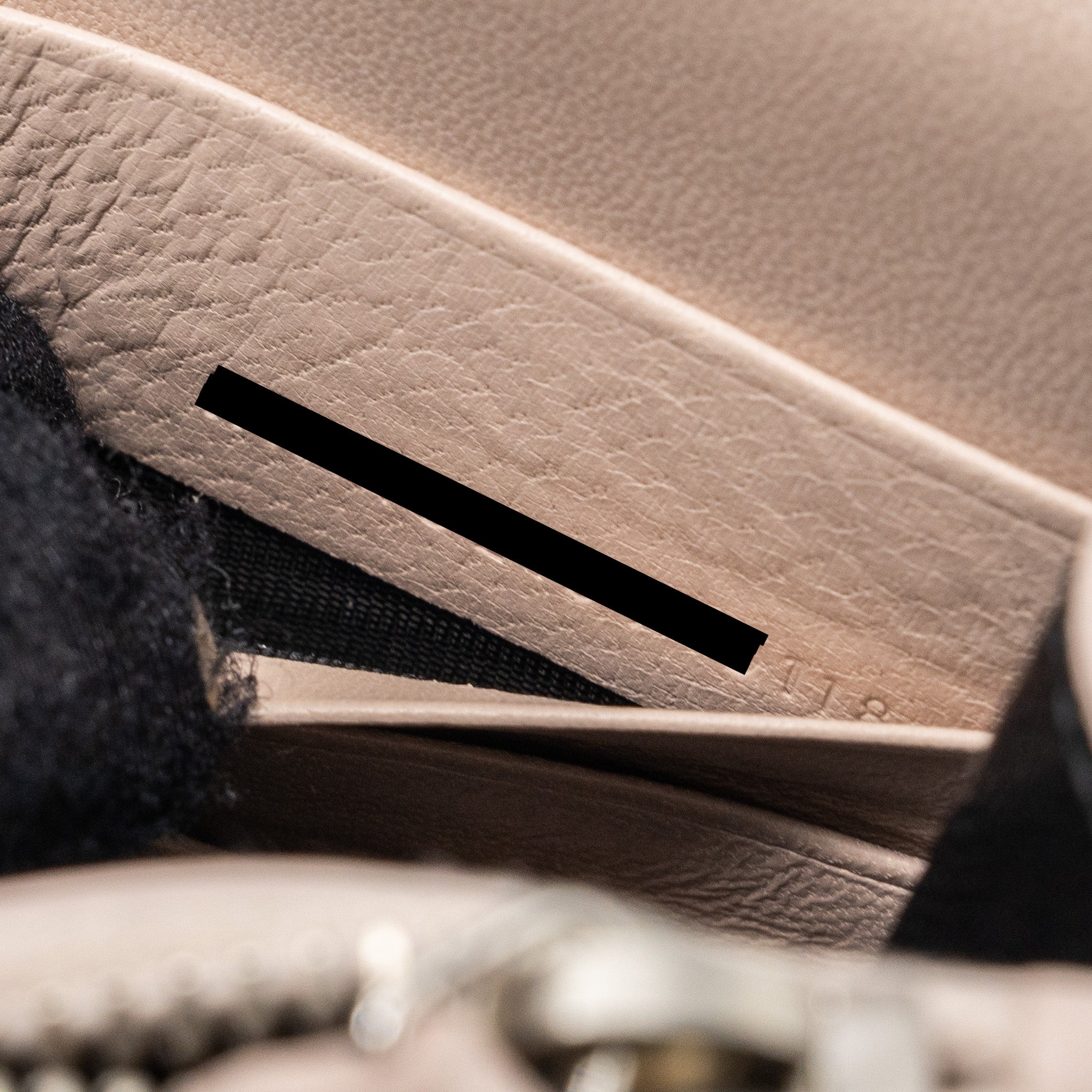 SAINT LAURENT KATE WALLET ON CHAIN CROC EMBOSSED LEATHER LIGHT PINK SHW
