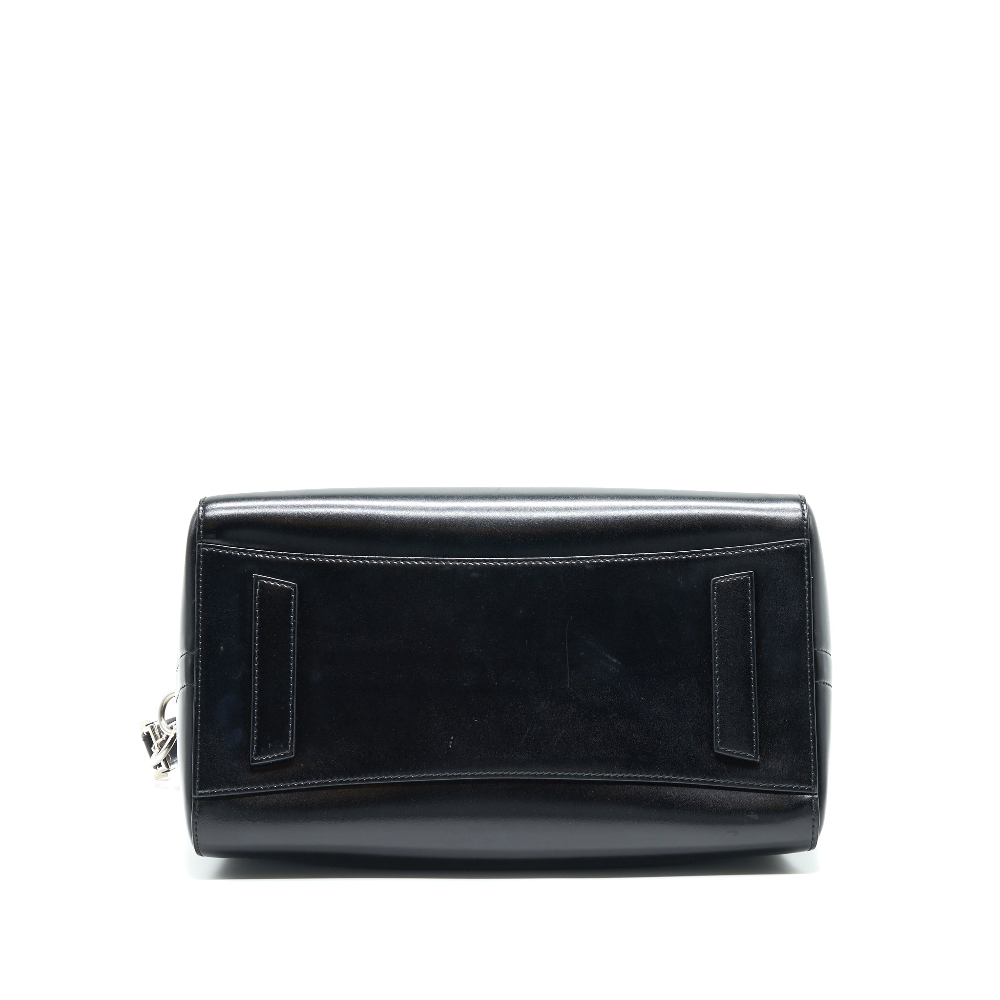 GIVENCHY MEDIUM ANTIGONA IN BLACK