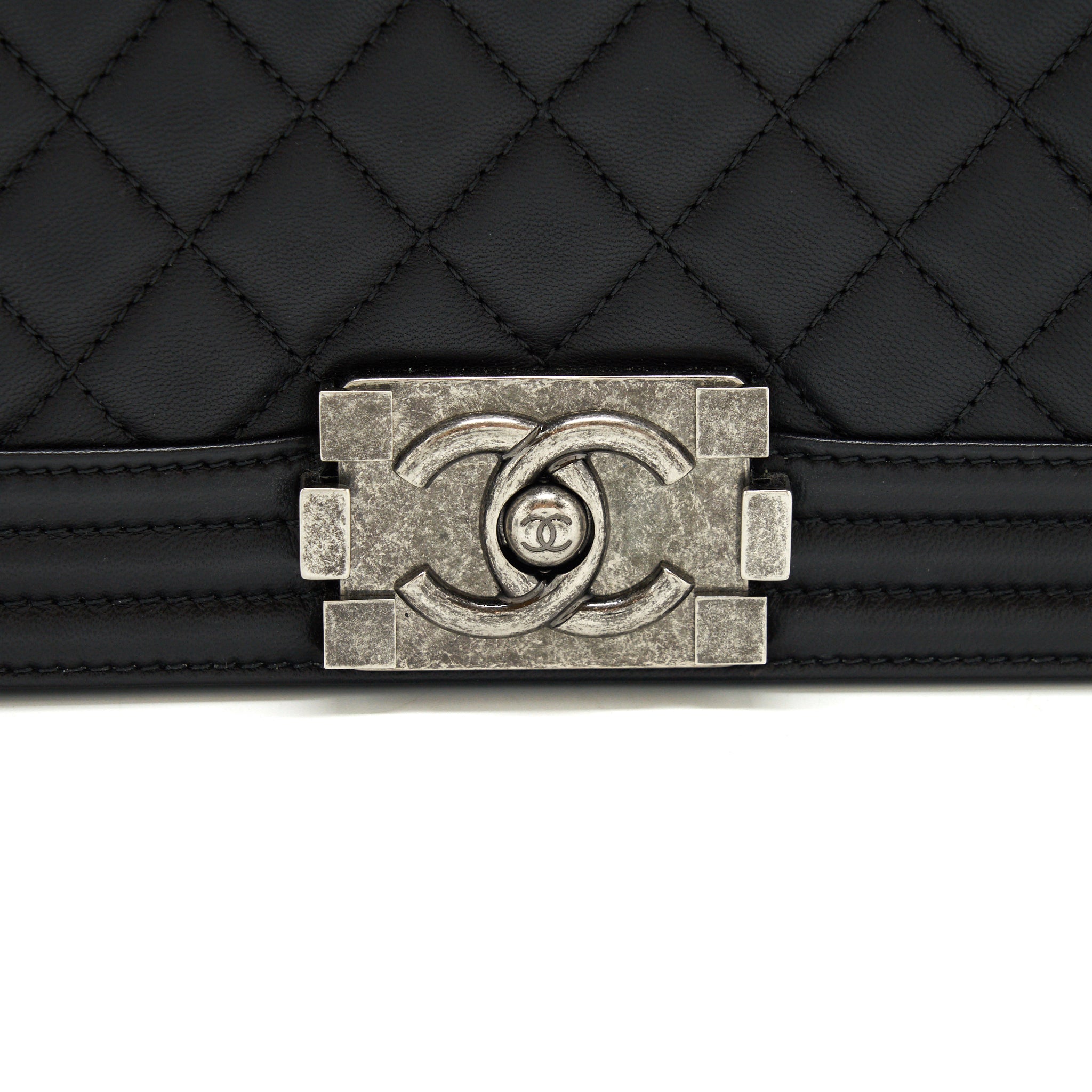 CHANEL MEDIUM BOY BLACK LAMBSKIN RUTHENIUM SHW