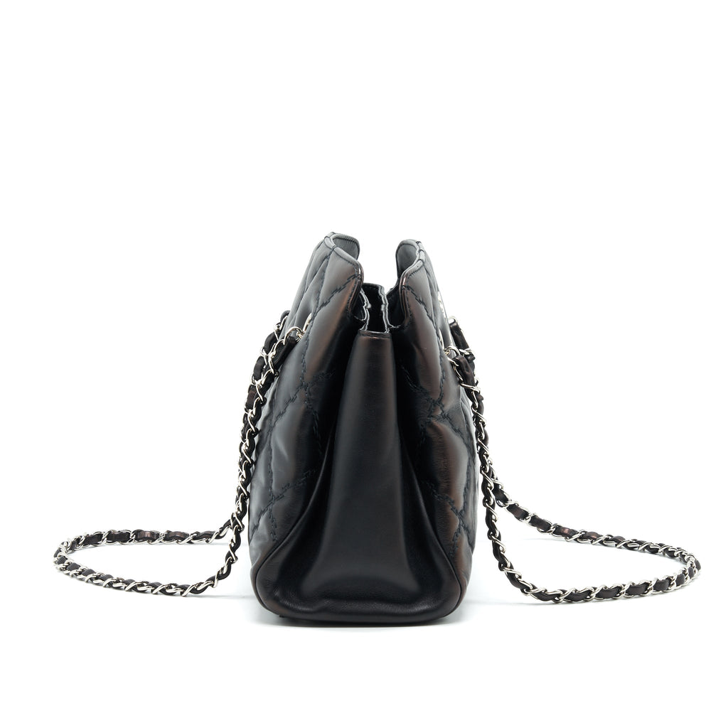 CHANEL QUILTED TOTE BAG SERIAL 17
