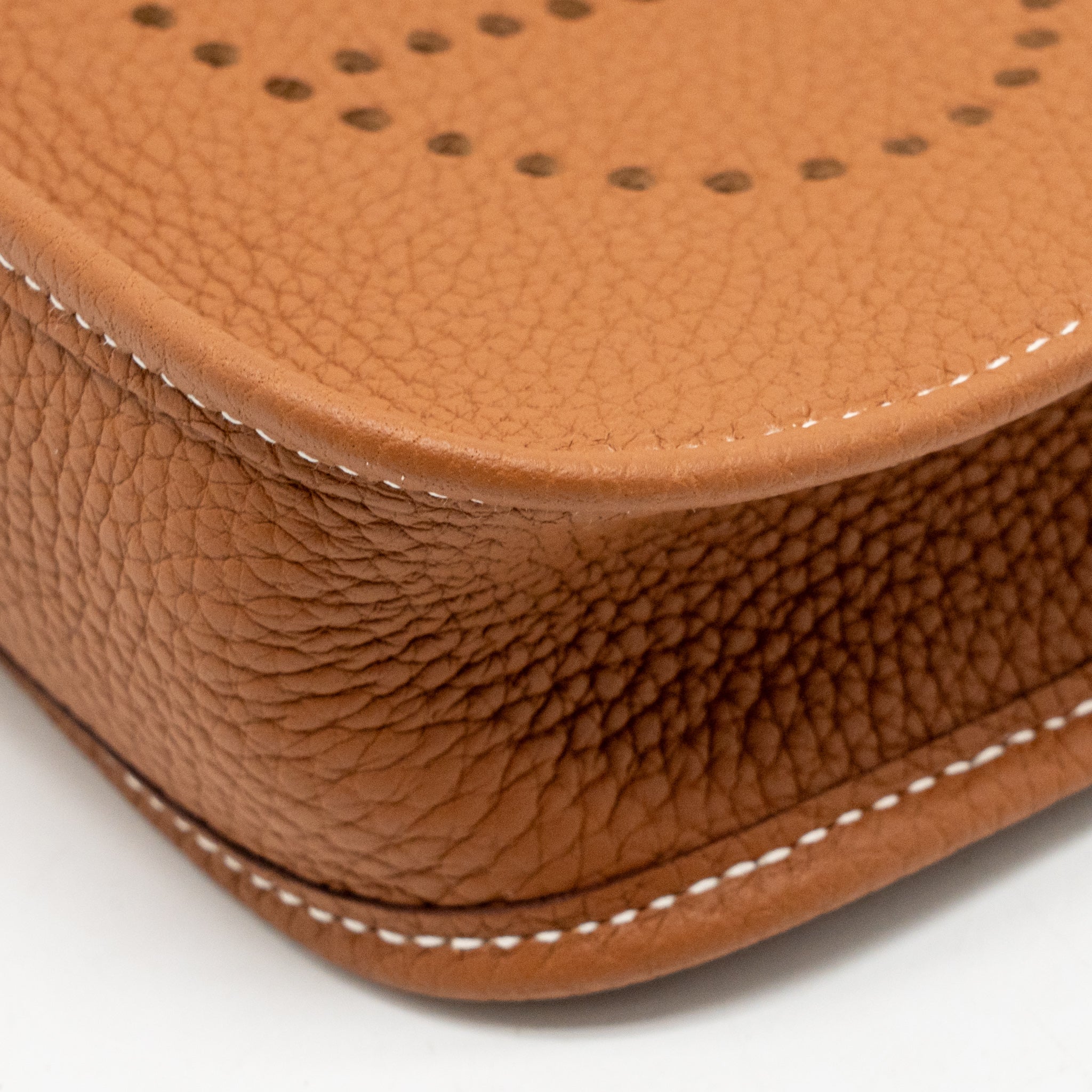 HERMES MINI EVELYNE CLEMENCE GOLD WITH GOLD-BLANC STRAP SHW