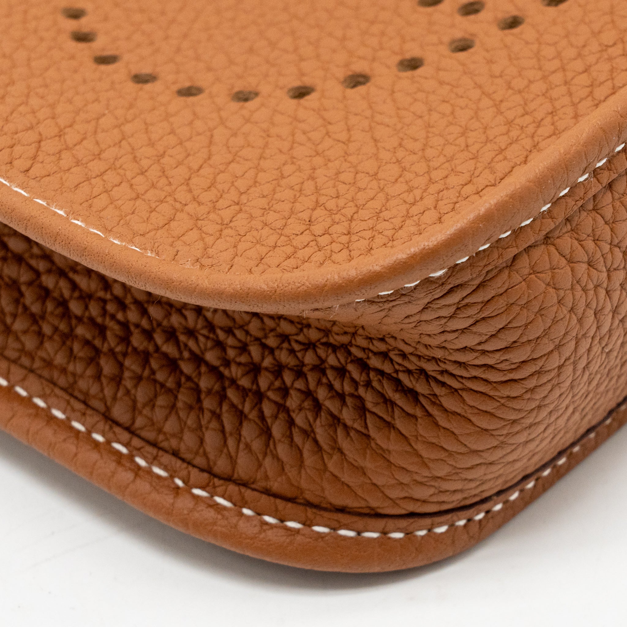HERMES MINI EVELYNE CLEMENCE GOLD WITH GOLD-BLANC STRAP SHW