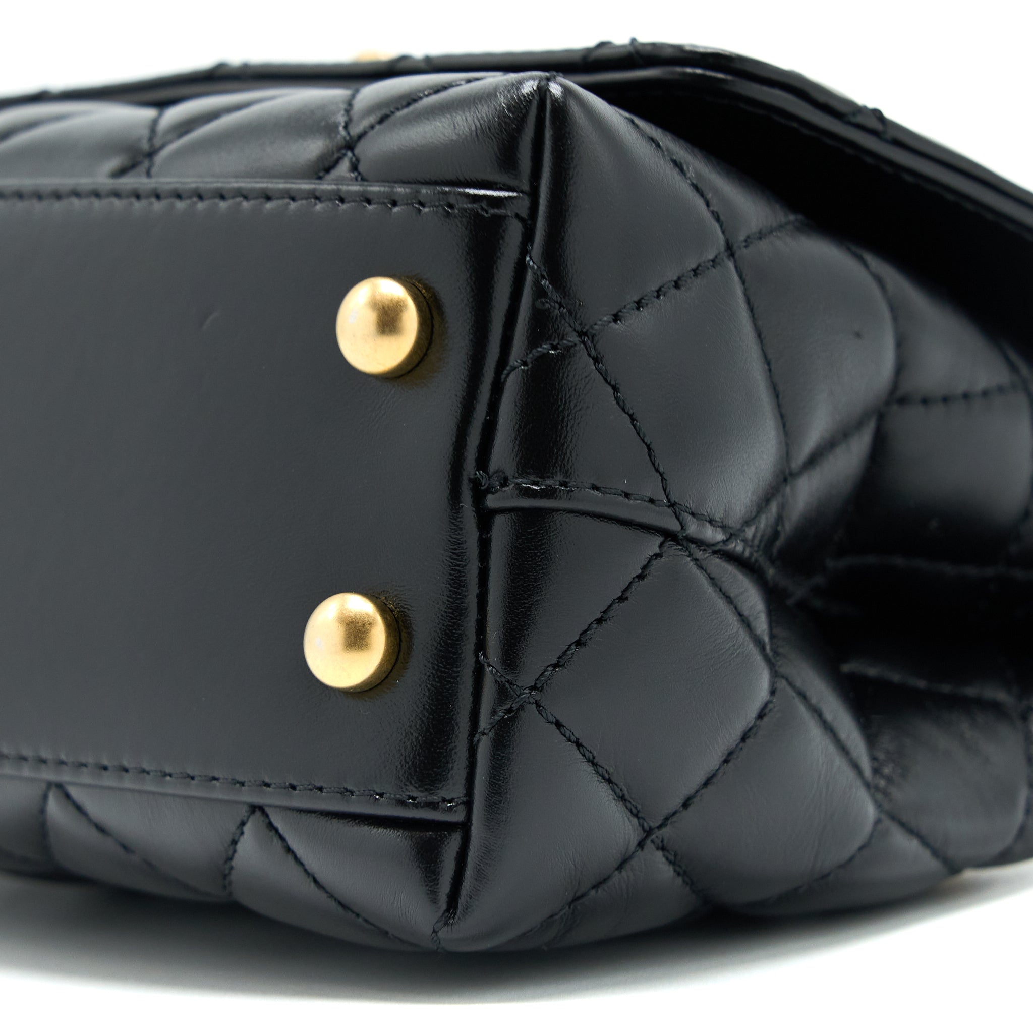 CHANEL 22A MINI COCO HANDLE WITH DETAILED LETTER HANDLE CALFSKIN BLACK BRUSHED GHW (MICROCHIP)