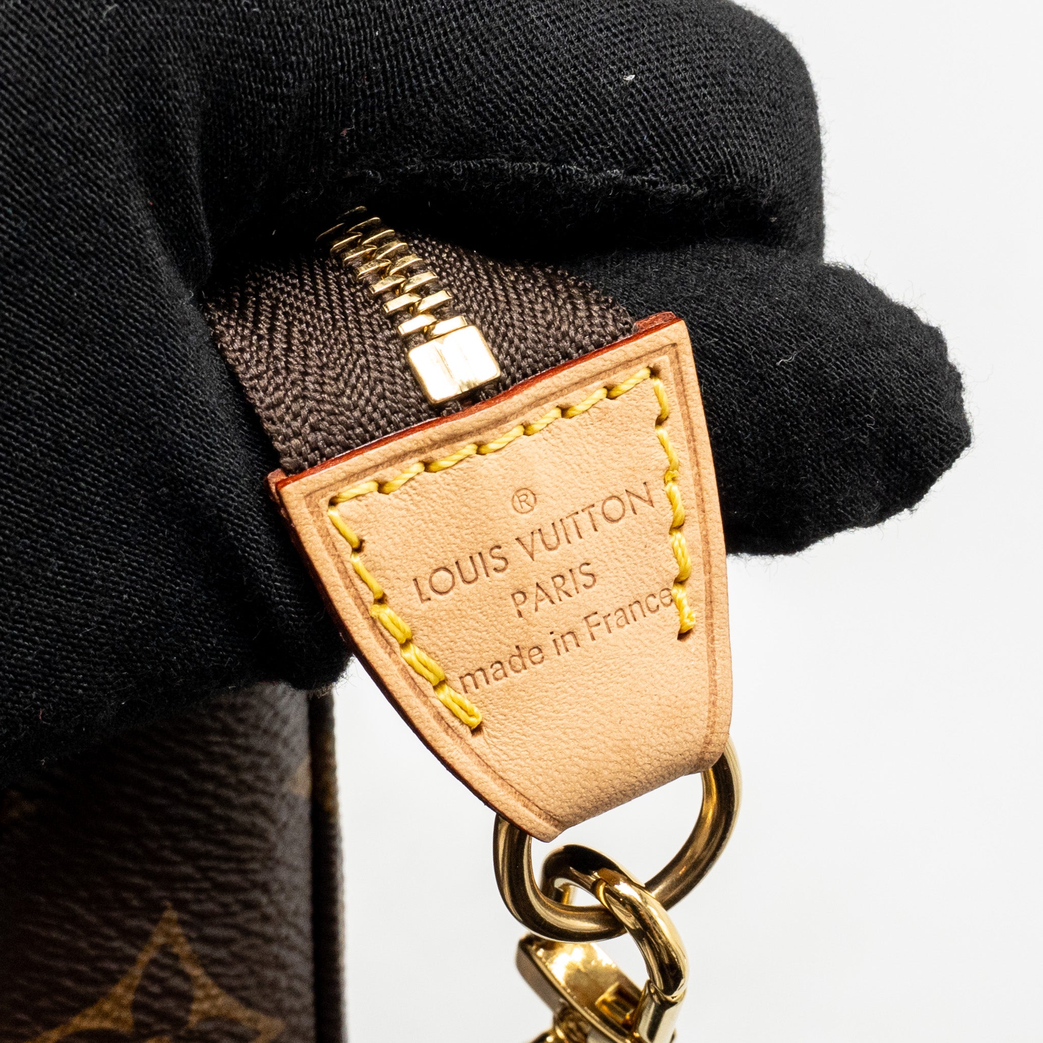 LOUIS VUITTON POCHETTE ACCESSORIES MONOGRAM CANVAS GHW