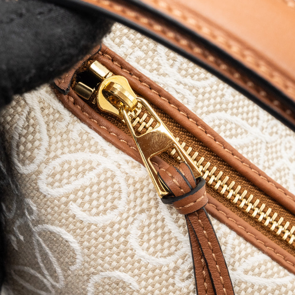 LOEWE SMALL CUBI BAG ANAGRAM JACQUARD CANVAS / CALFSKIN BEIGE / TAN GHW
