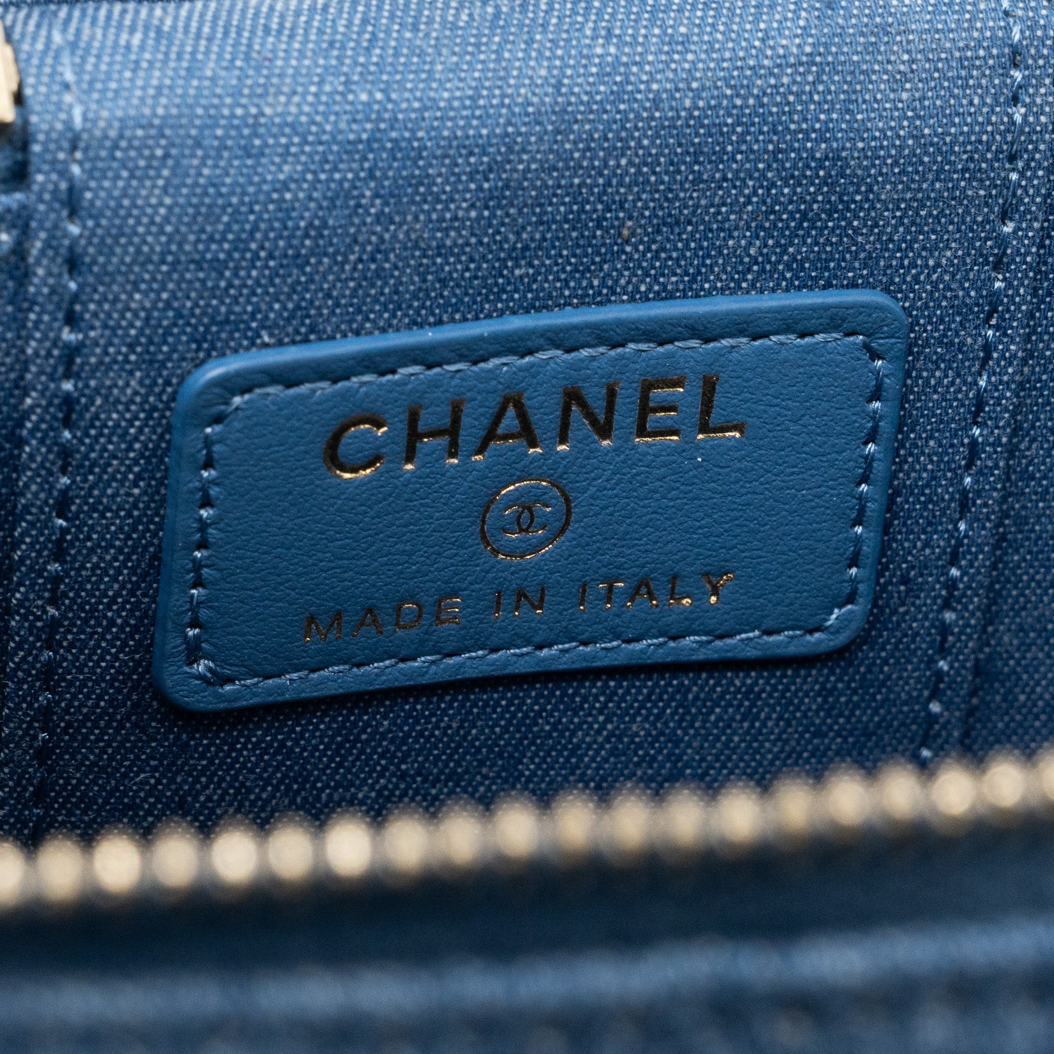 CHANEL PEARL CRUSH MINI VANITY WITH CHAIN DENIM BLUE GHW