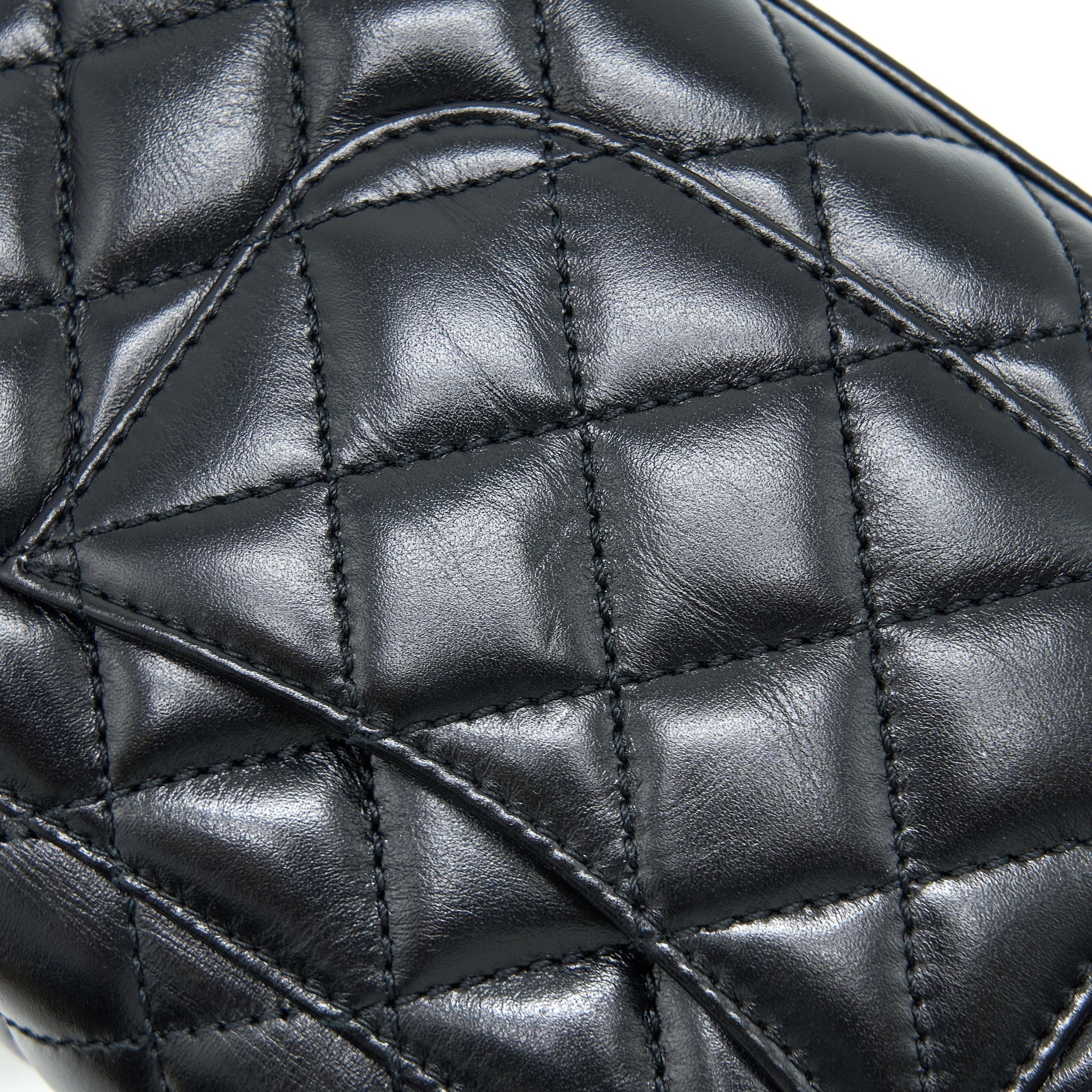 CHANEL 22A MINI COCO HANDLE WITH DETAILED LETTER HANDLE CALFSKIN BLACK BRUSHED GHW (MICROCHIP)
