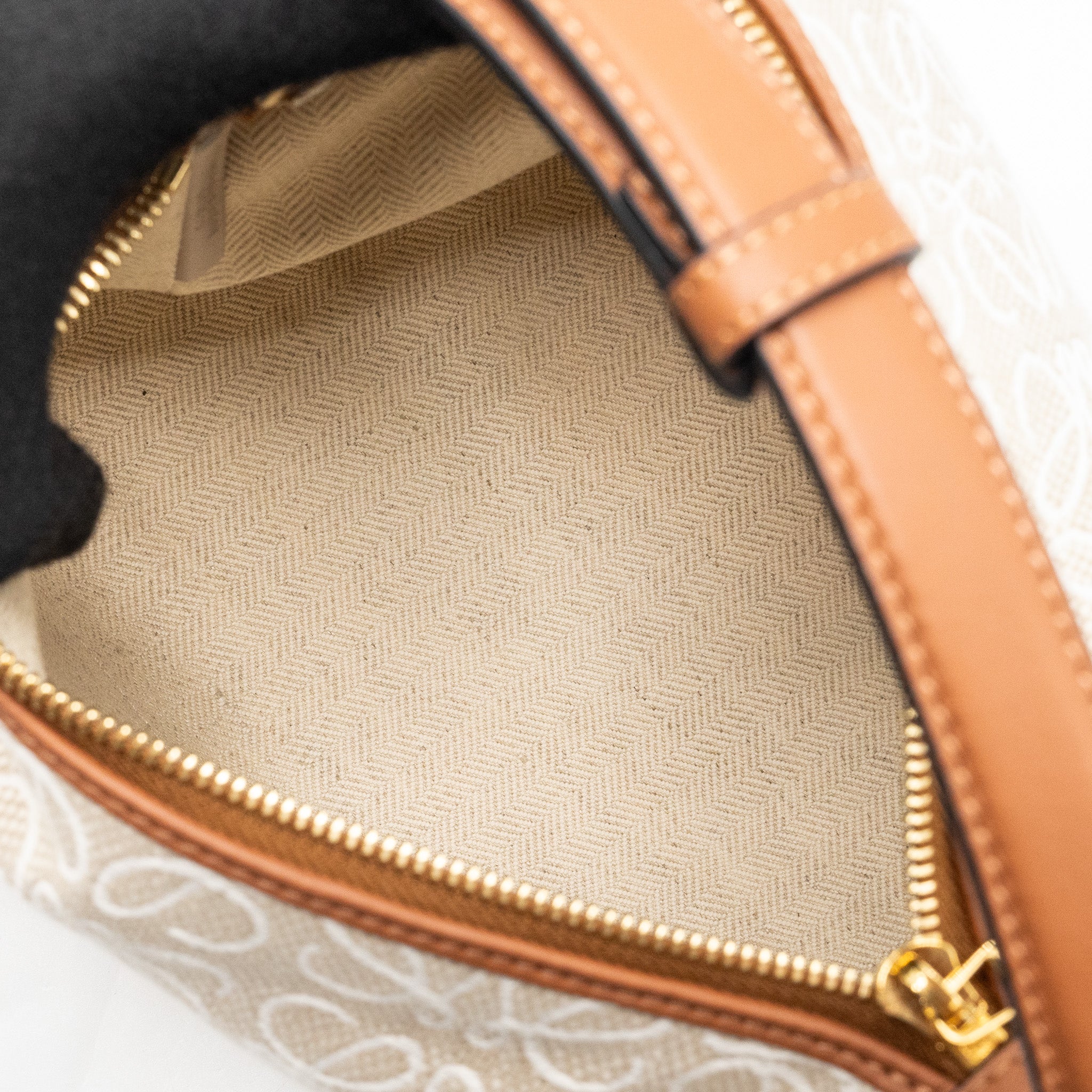LOEWE SMALL CUBI BAG ANAGRAM JACQUARD CANVAS / CALFSKIN BEIGE / TAN GHW