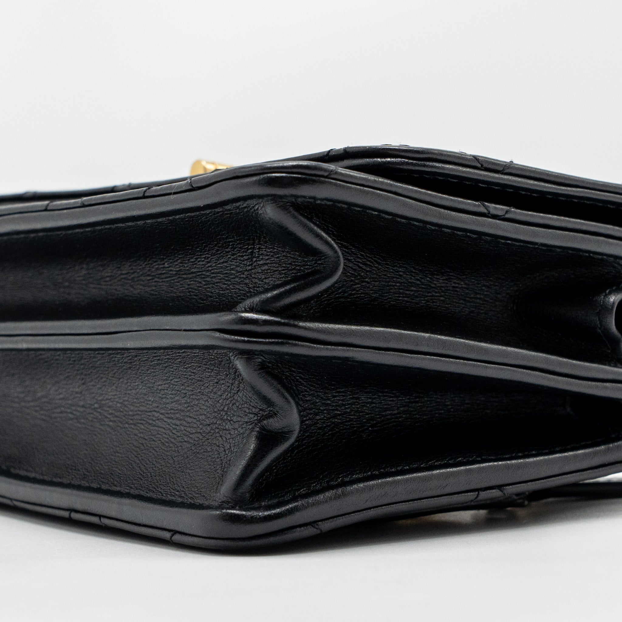 CHANEL MINI 2.55 REISSUE WALLET ON CHAIN AGED CALFSKIN BLACK GHW(MICROCHIP)