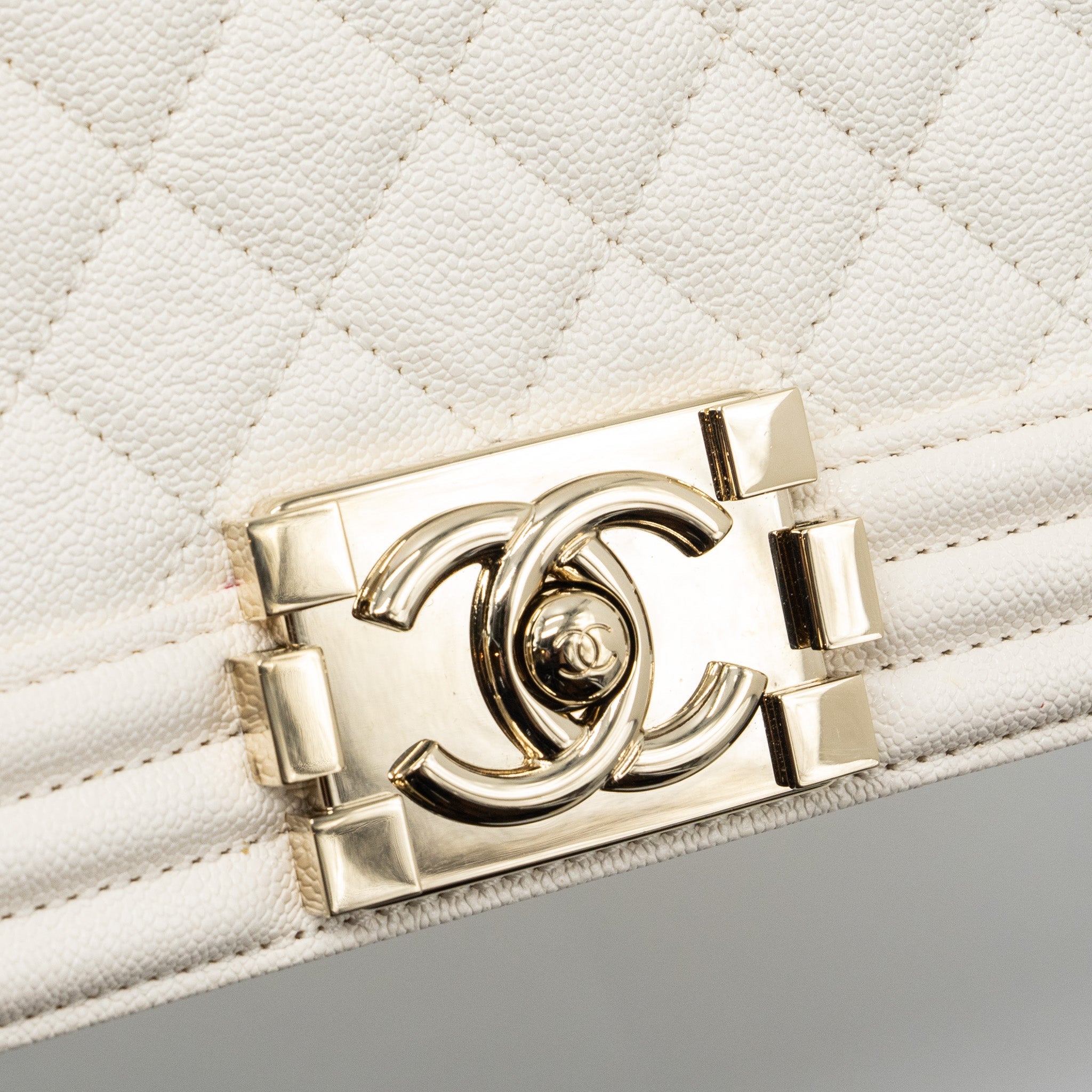CHANEL MEDIUM LE BOY CAVIAR WHITE LGHW