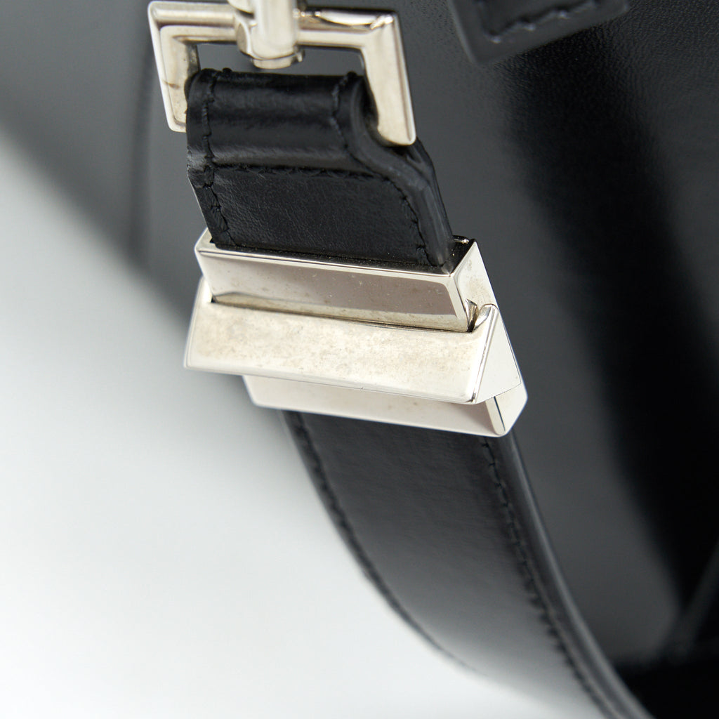 GIVENCHY MEDIUM ANTIGONA IN BLACK