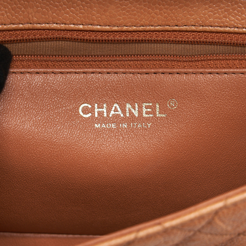 CHANEL SEASONAL FLAP BAG GRAINED CALFSKIN PINK GHW