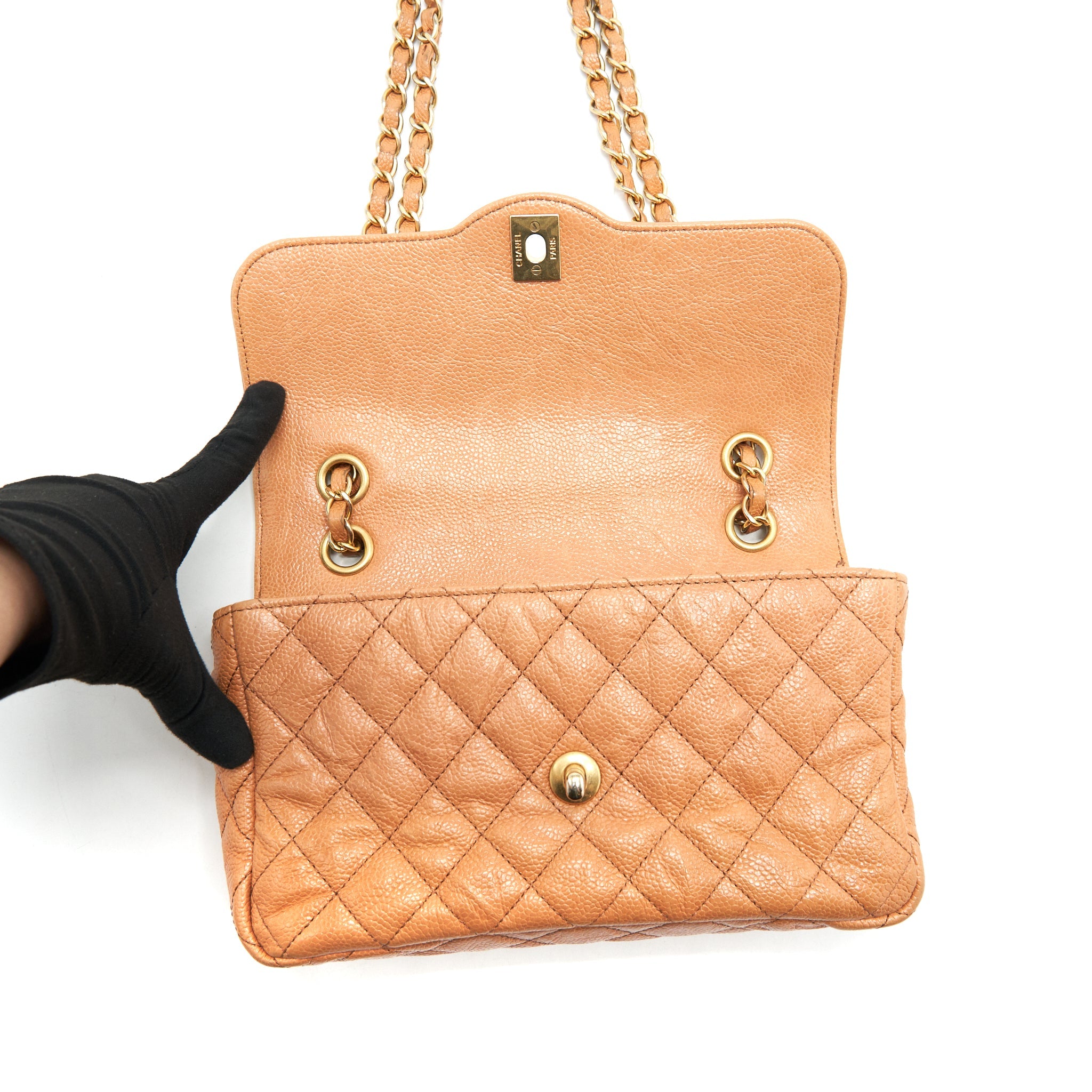 CHANEL SEASONAL FLAP BAG GRAINED CALFSKIN PINK GHW