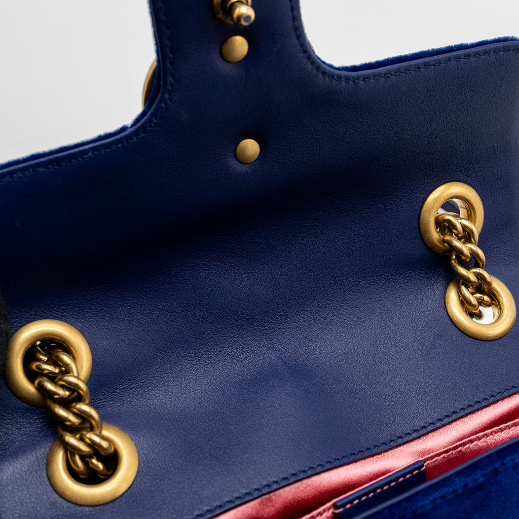 GUCCI SMALL GG MARMONT BAG VELVET BLUE GHW