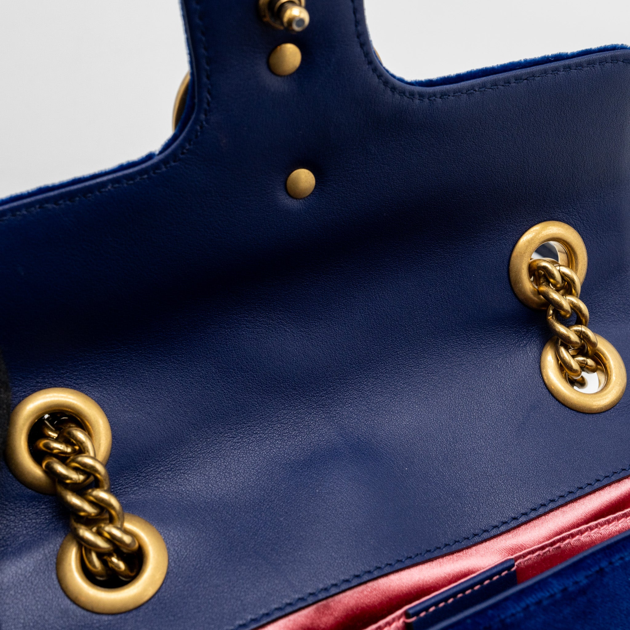 GUCCI SMALL GG MARMONT BAG VELVET BLUE GHW