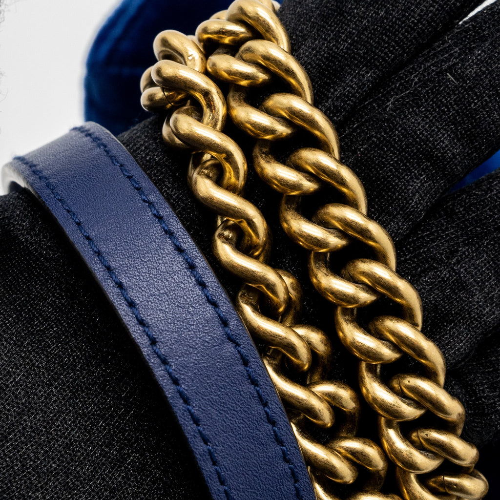 GUCCI SMALL GG MARMONT BAG VELVET BLUE GHW