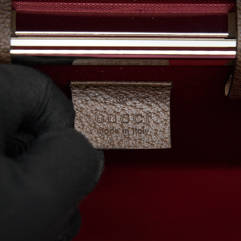 GUCCI GLOBE-TROTTER GG BEAUTY CASE