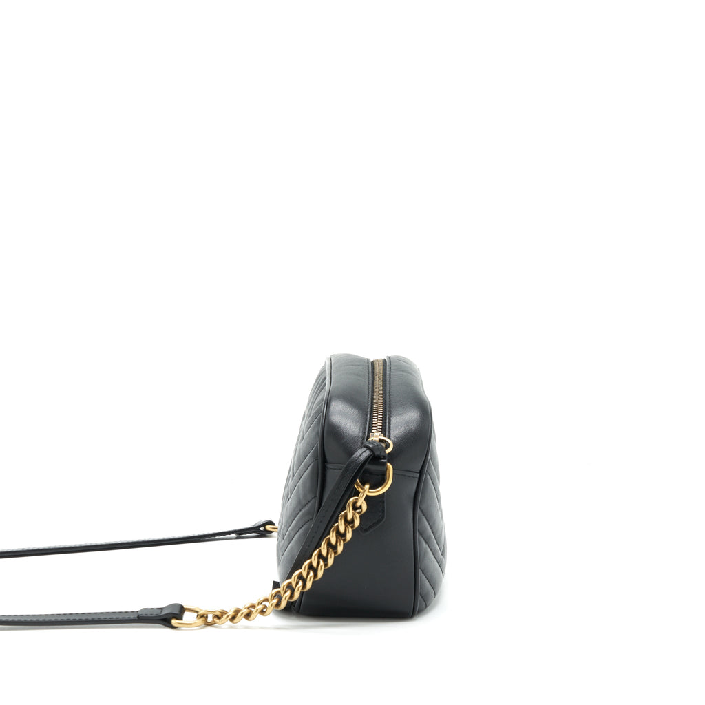 GUCCI GG MARMONT SMALL MATELASSE SHOULDER BAG BLACK GHW