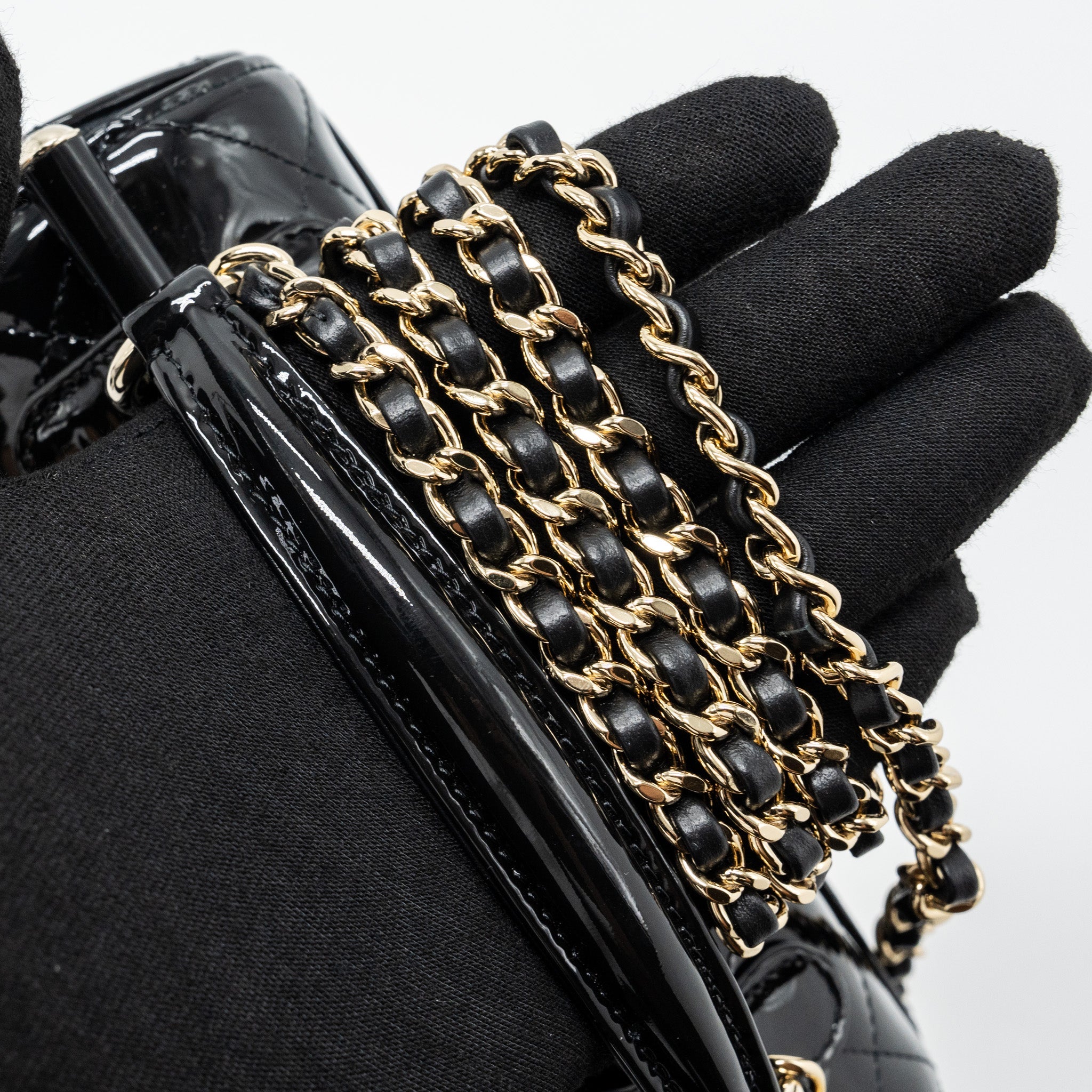 CHANEL SMALL TRENDY CC DUAL FLAP BAG PATENT BLACK LGHW (MICROCHIP)