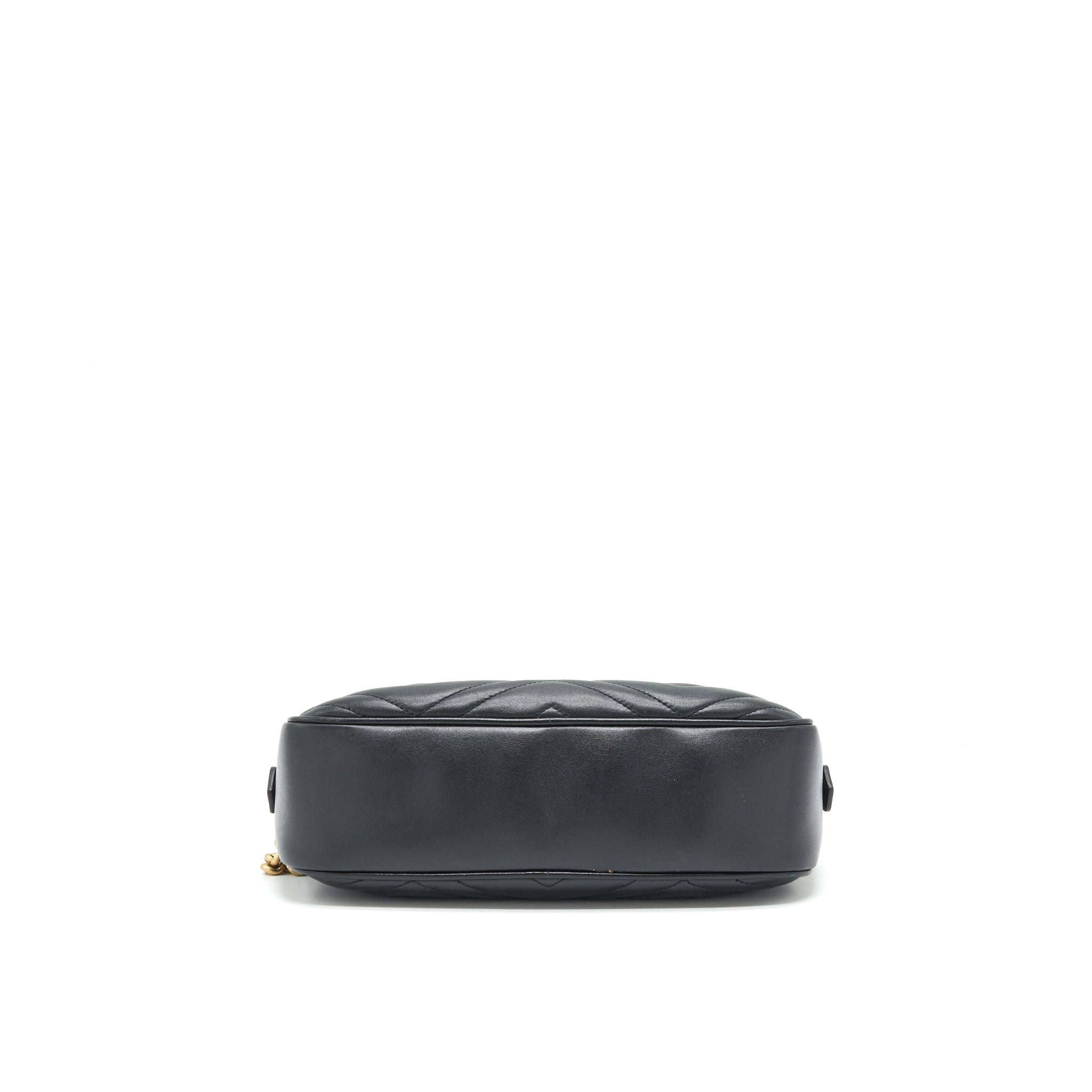 GUCCI GG MARMONT SMALL MATELASSE SHOULDER BAG BLACK GHW