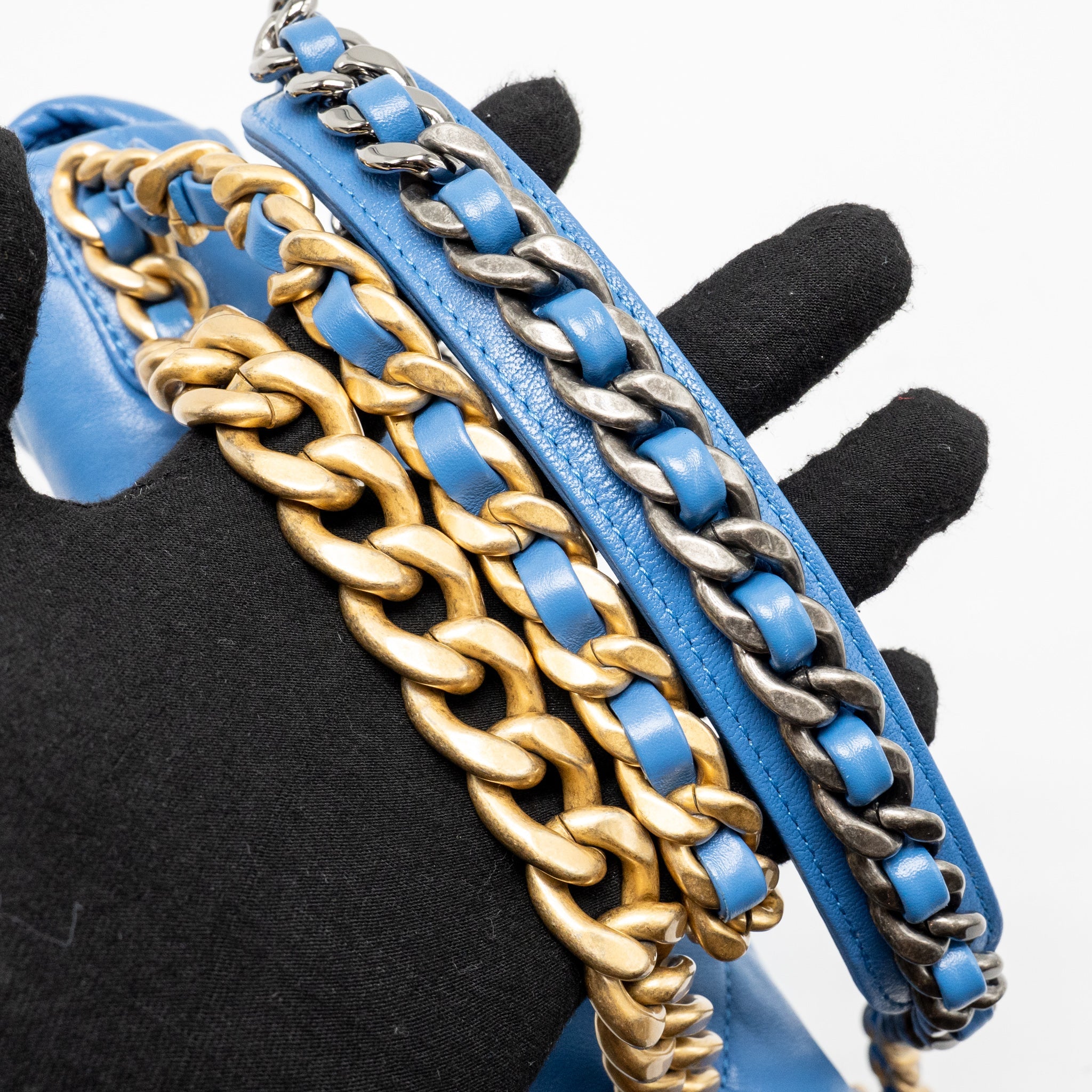 CHANEL SMALL 19 BAG LAMBSKIN BLUE MULTICOLOUR HARDWARE
