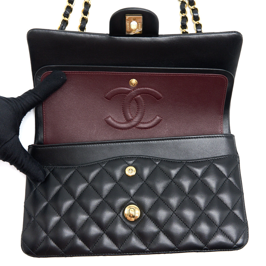 CHANEL MEDIUM CLASSIC DOUBLE FLAP BAG LAMBSKIN BLACK GHW