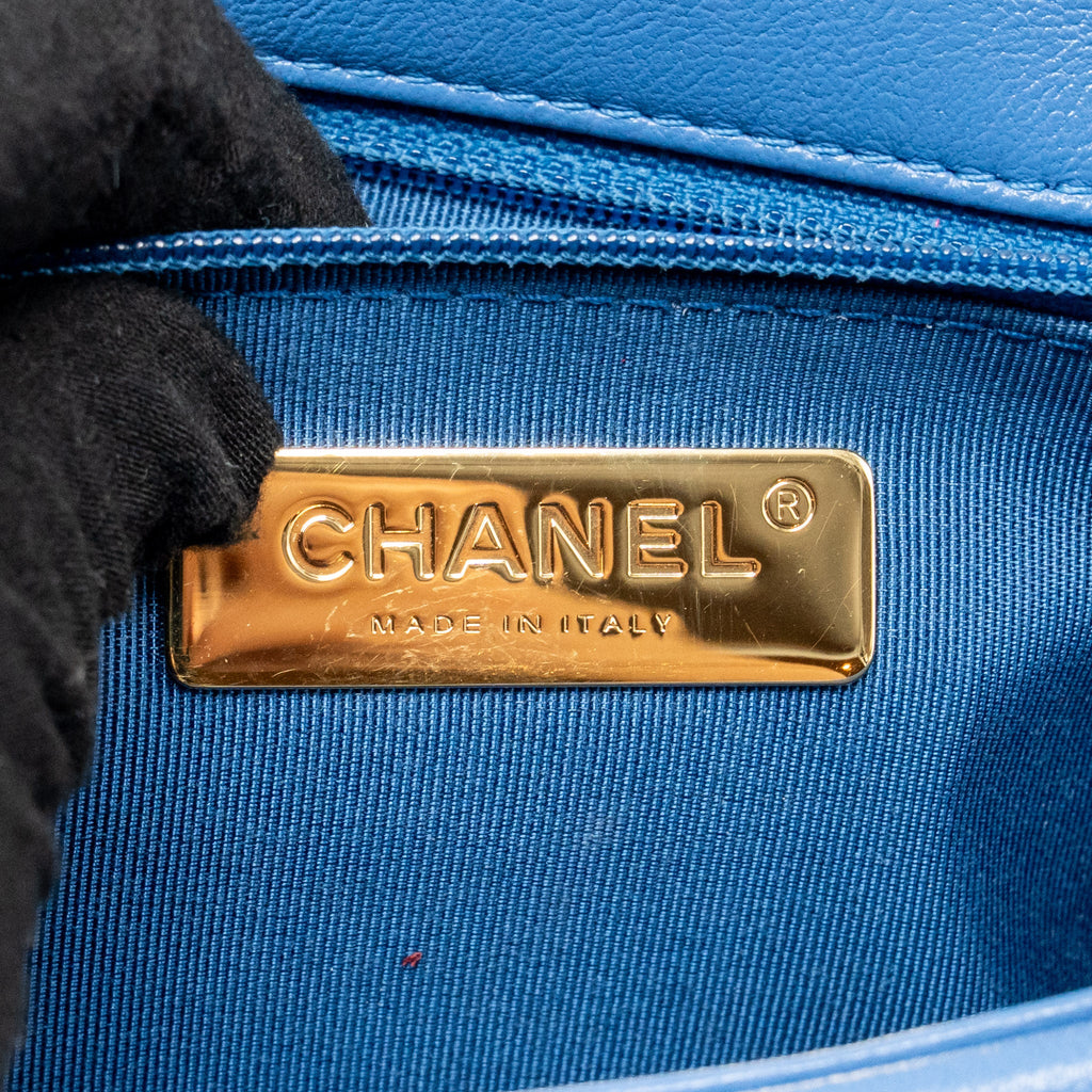 CHANEL SMALL 19 BAG LAMBSKIN BLUE MULTICOLOUR HARDWARE