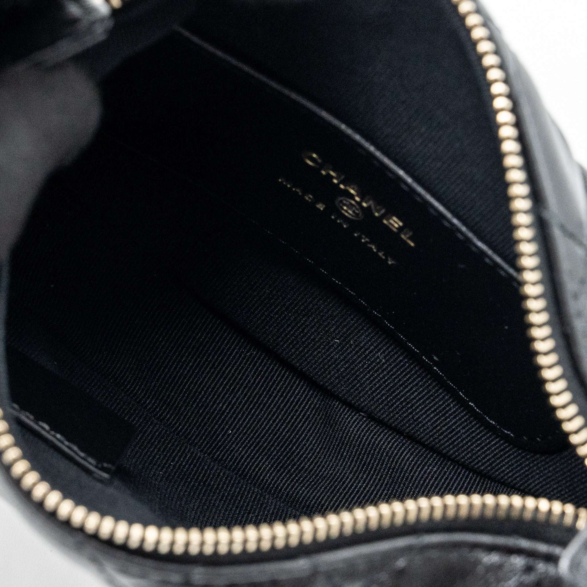 CHANEL 23C ROUND CLUTCH LAMBSKIN BLACK GHW (MICROCHIP)