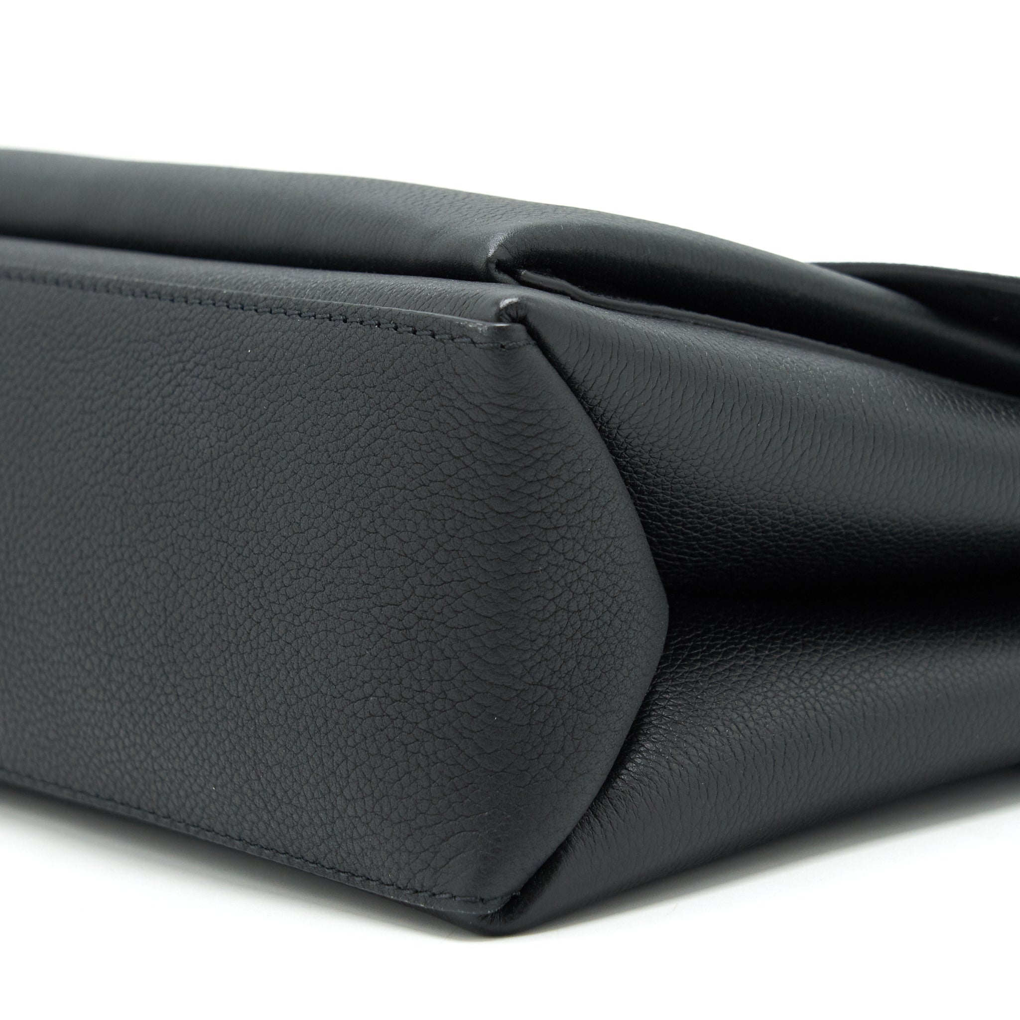 LOUIS VUITTON LOCKME BAG BLACK SHW